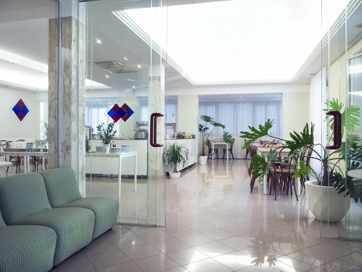 Hotel Montecarlo Rimini Eksteriør billede