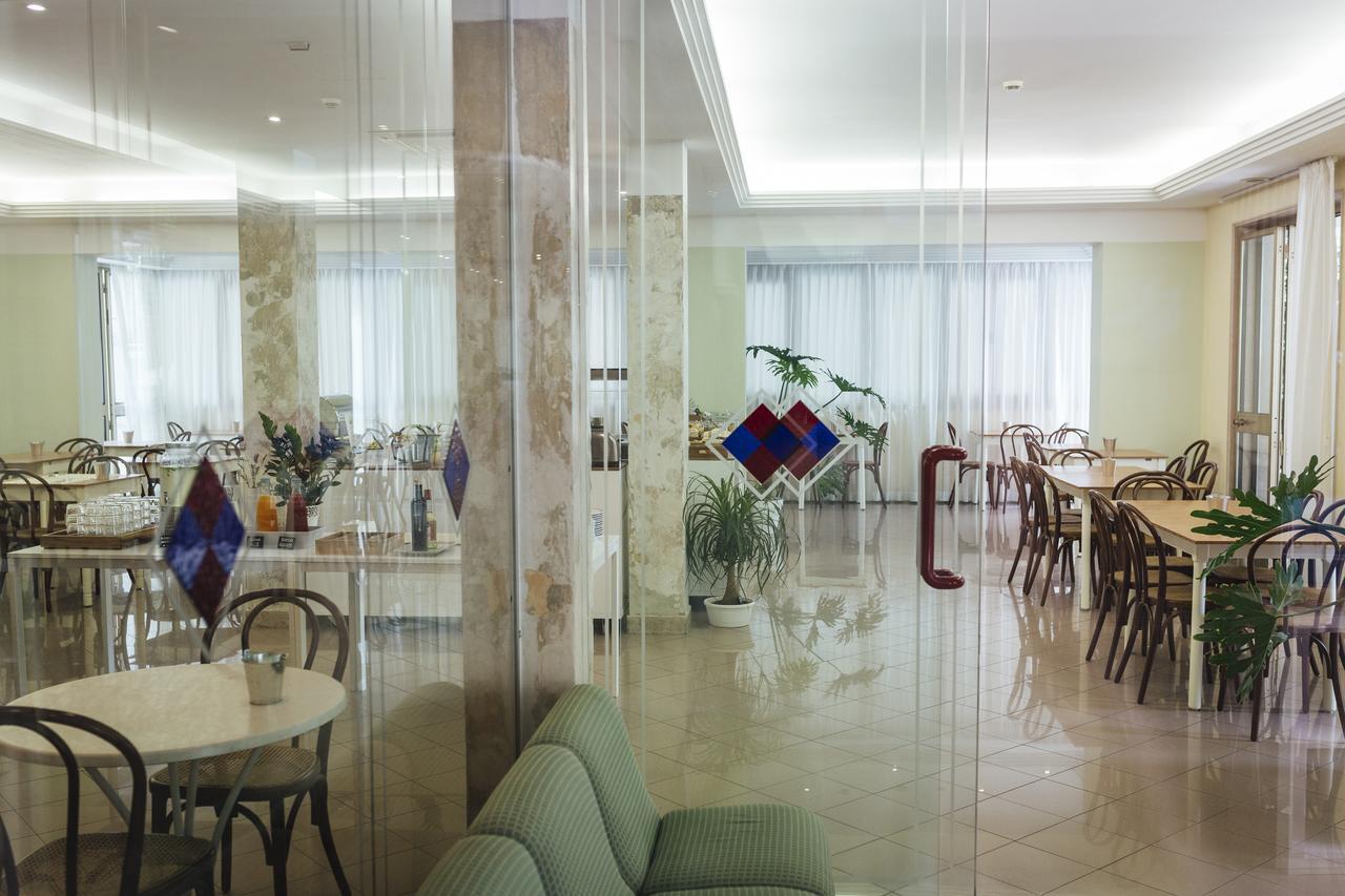 Hotel Montecarlo Rimini Eksteriør billede